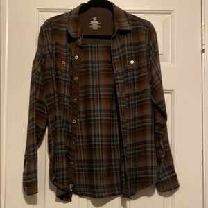 Kuhl men’s small long sleeve flannel